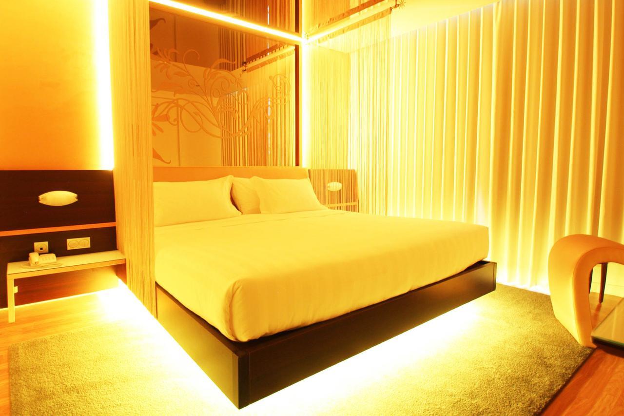 Silk Motel Pedroso Номер фото
